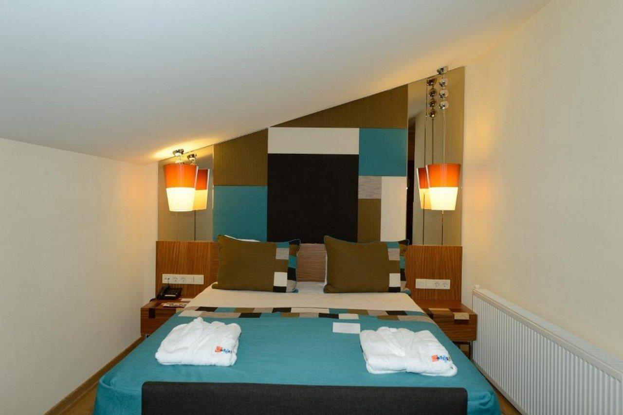 Collage Pera Hotel İstanbul Dış mekan fotoğraf