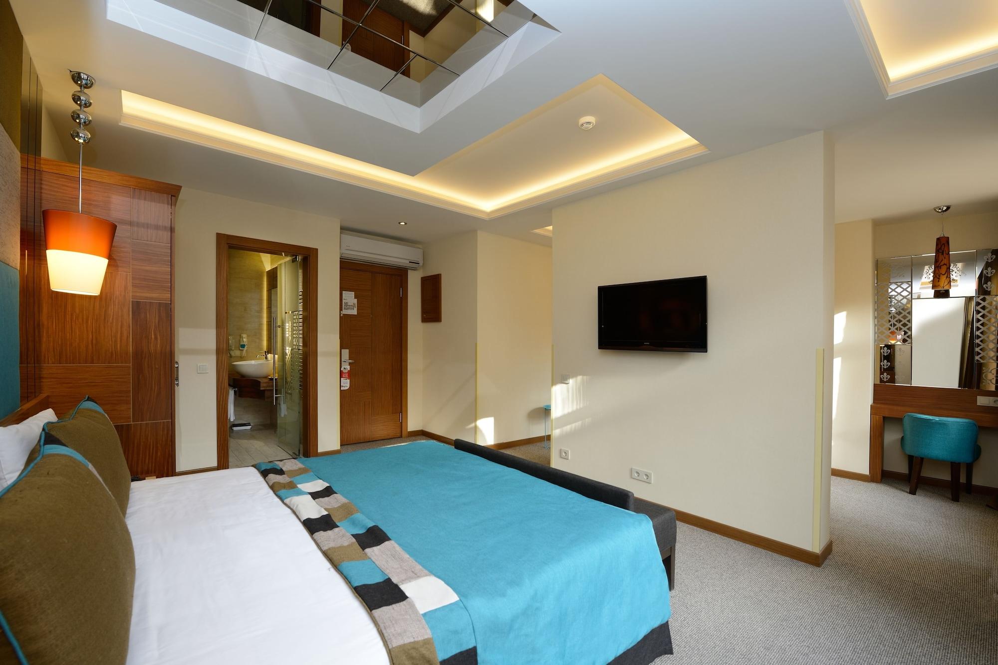 Collage Pera Hotel İstanbul Dış mekan fotoğraf