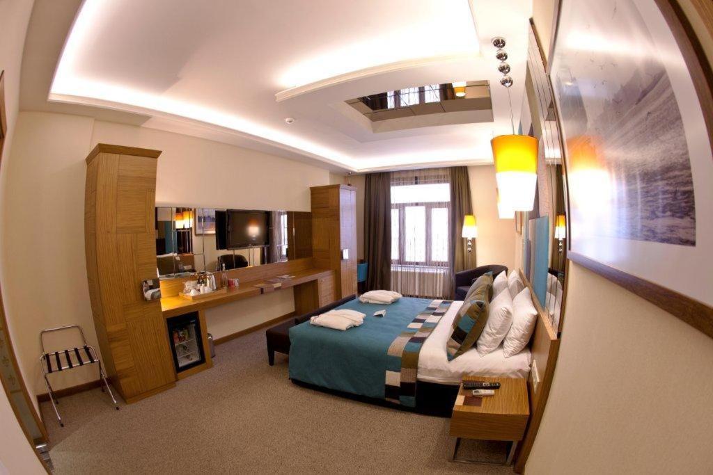 Collage Pera Hotel İstanbul Dış mekan fotoğraf